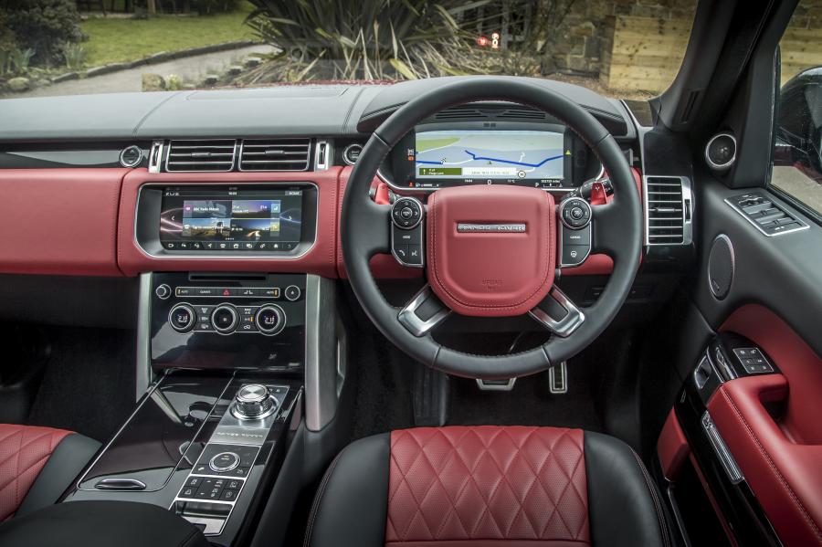 Торпедо Land Rover Range Rover SVAutobiography Dynamic 2016 года  (UK) (фото 31 из 35)